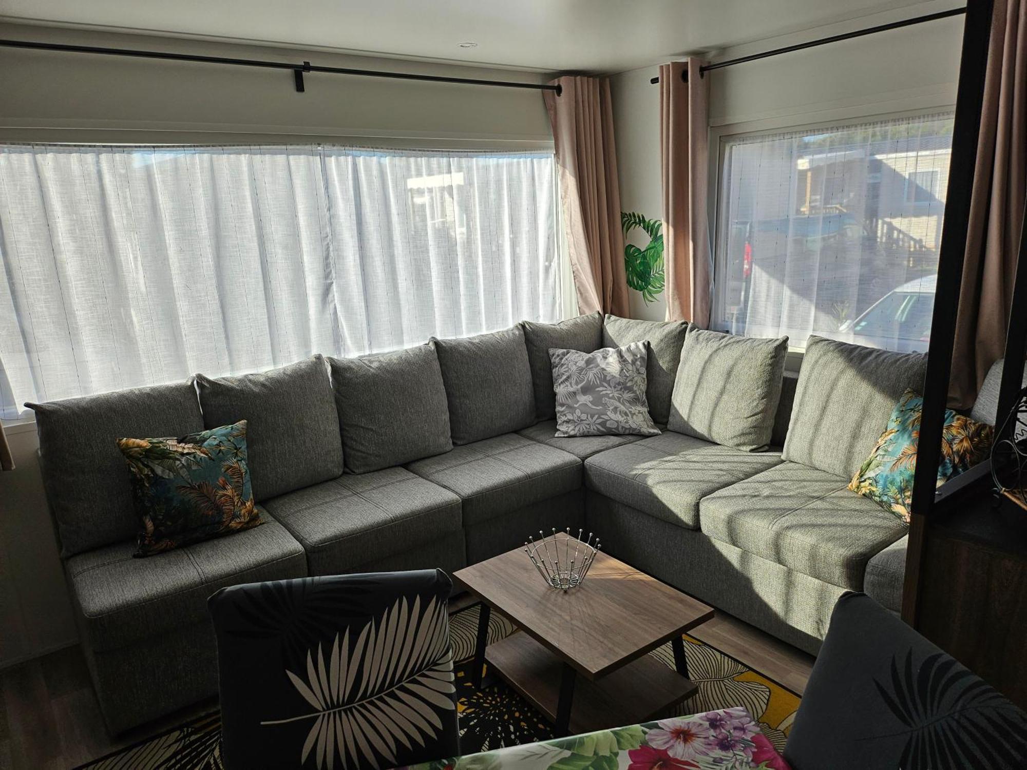 Mobil Home Les Flamants Roses Cathy&Robert Canet-en-Roussillon Exterior photo