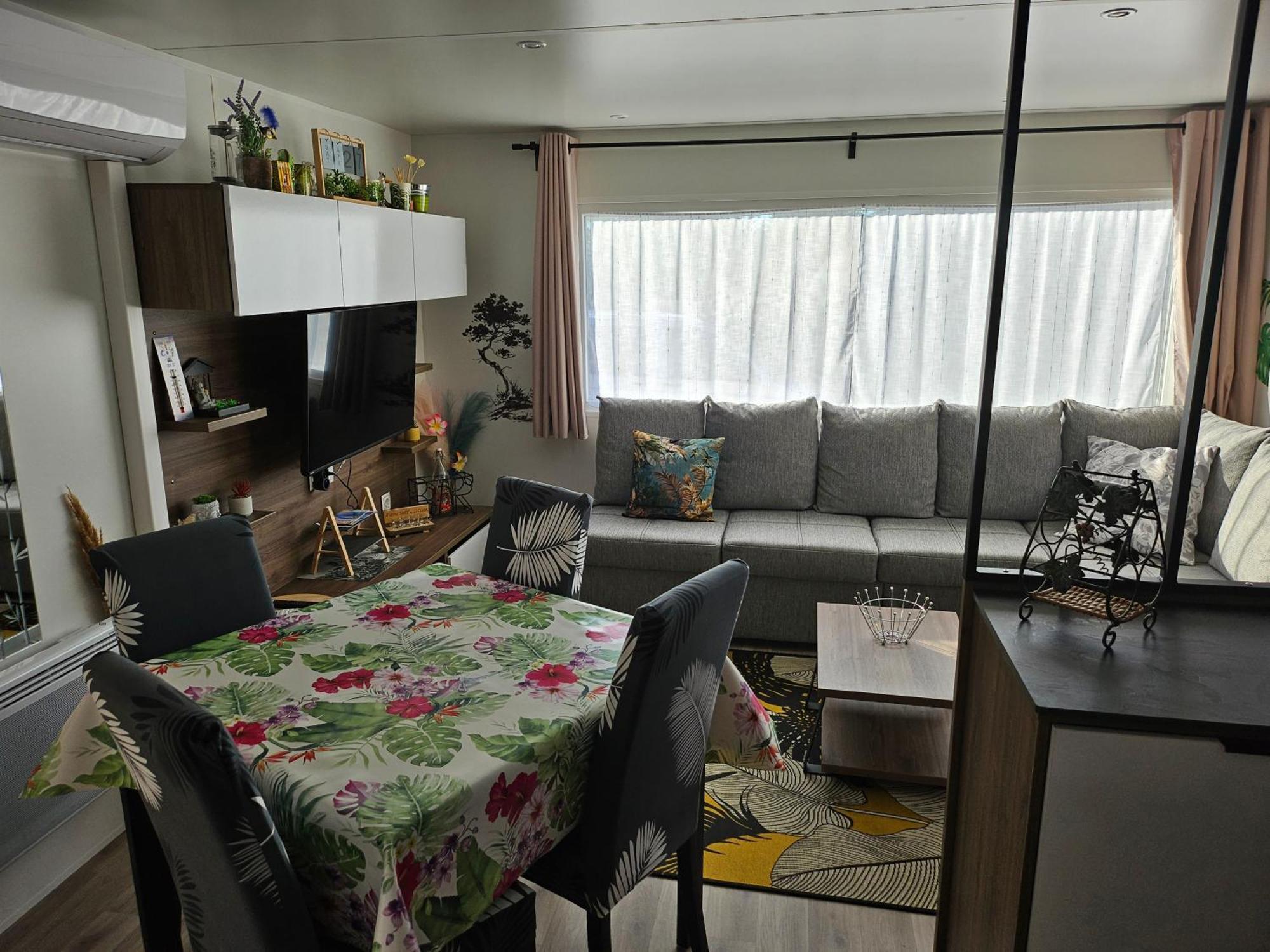 Mobil Home Les Flamants Roses Cathy&Robert Canet-en-Roussillon Exterior photo